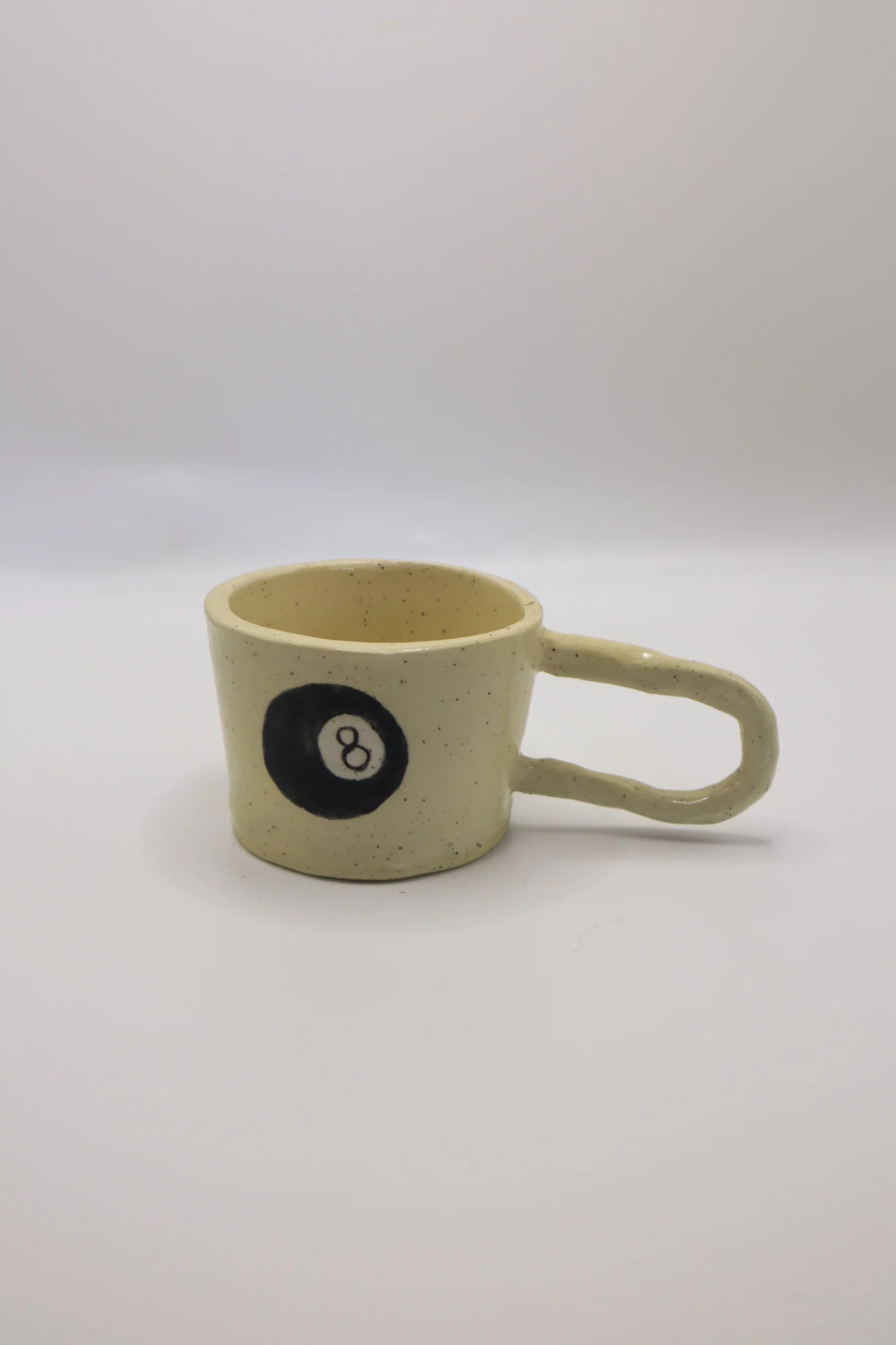 Lucky 8 mug full view