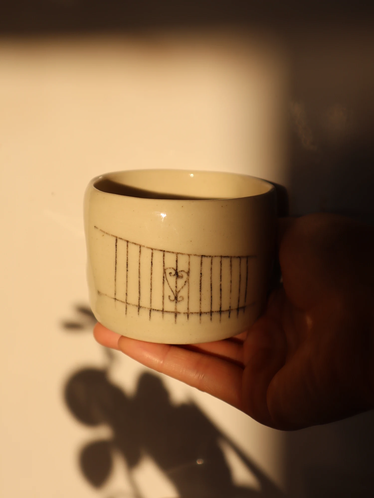 coffee cup - gate no.1 full view